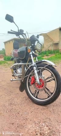 موطو سافانا للبيع  موديل 2022 السعر 550الف دينار  الاستفسار الاتصال 07...