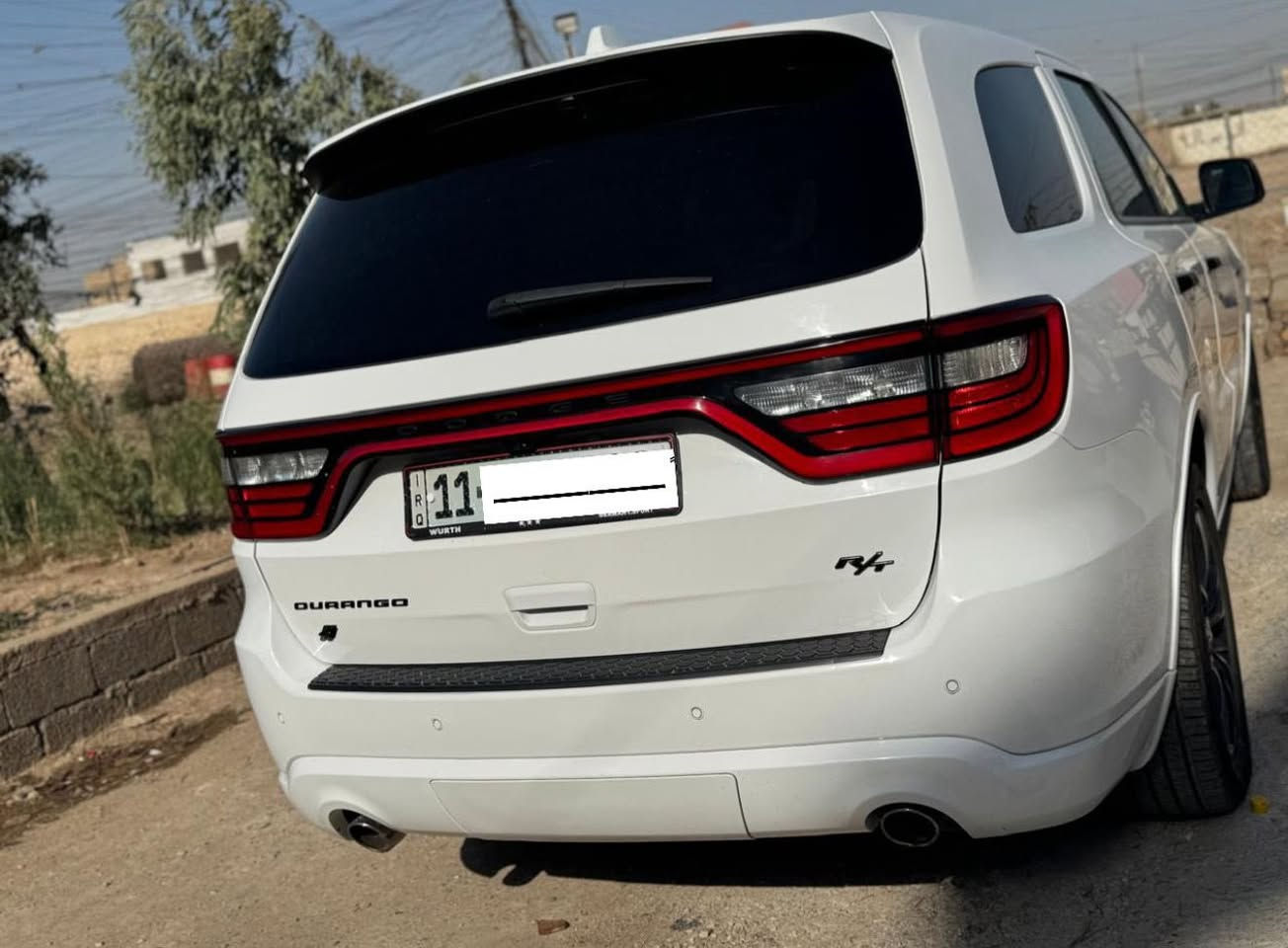 دورانكو 2021         RT
محرك 8 سلندر RT هيمي بلاك توب
ماشية 40 الف استخدام شخصي فور ويل
الكشن تدفئة وتبريد + كهرباء + منفصل Vip كشن ذاكرة
فتحة سقف وباقي تفاصيل الفول
الشواصي سليمات يعني بدون شاصي
رقم بغداد 
الحادث مرفق بالمنشور تبديل بنيد وجاملغ
بيها باب كلير صبغ من امريكا مصنعي
رقم الهاتف ***********
المكان العمارة
السعر 285
سيارة ما متعوبة مال بيت الله شاهد تجي وتشوف بعينك
