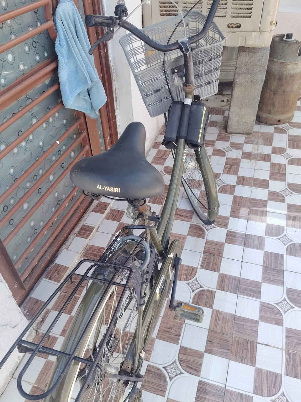 سلام عليكم باسكل للبيع بناتي حجمه 26نضيف حيل مكاني بغداد سبع البور واكو توصيل ٧٥ سعره


**إذا كنت صاحب هذا الإعلان وتريد حذفه لأي سبب، رجاءا أرسل رسالة إلى الدعم الفني**