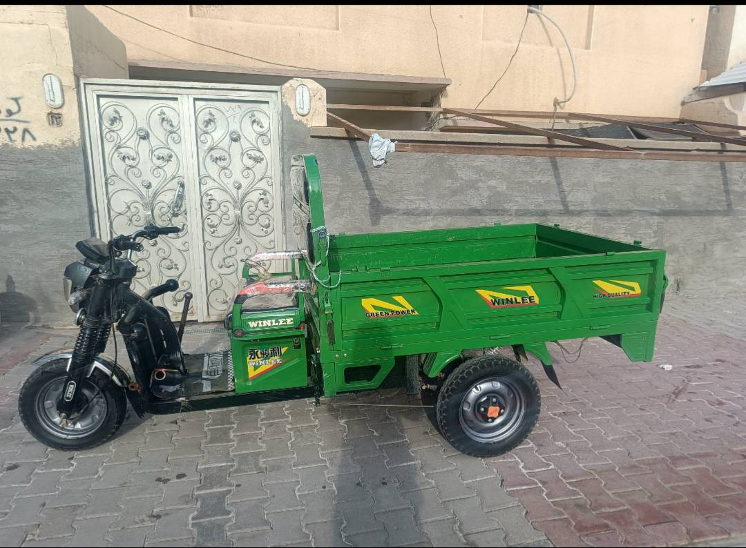 ستوته شحن للبيع ست بطاريات بطاريات جده صار لها شهر تايرات شوبلس تشوبلس جاهزهءعجل علما المحجه الموجود جاهزه سعر 1,250 الاتصال على الرقم***********
