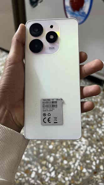 سلام عليكم تليفون تكنو 10 برو مال بيت شاهد الله اخو الجديد ذاكرته ١٢٨  مكاني بغداد مدينة الصدر قطاع ٣٧  سعر ١٠٠  رقمي ***********
