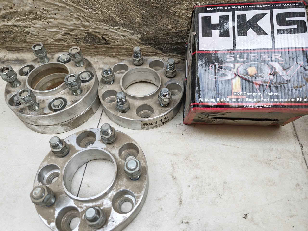 قيم بل يرضي بي الله ***********
