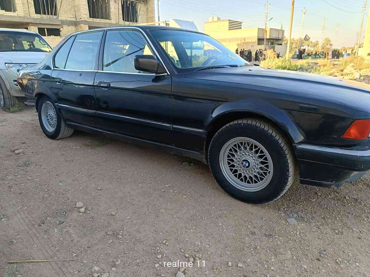 السلام عليكم للبيع 735 موديل 1991 رقم انبار شرط التحويل مكينه وكير وصدر وتخم تاير باتري كله جديد كهربائيات كلها شغاله مابيها نقص كلوب سيارة جاهزة من كلشي فقط يدة باب السايق مكسوره بس مكاني بغداد المحمودية السعر 35 بيها مجال بسيط ***********
*********** بي واتساب
