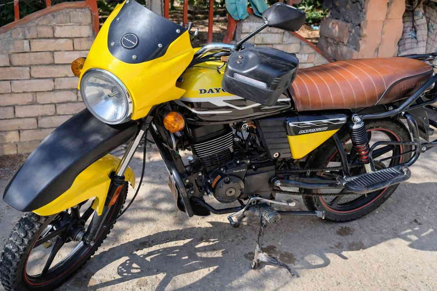 🚨 للبيع 🚨
دراجة دايون موديل 2023
✔️ ما مفتوح بيها ولا برغي (وكالة)
✔️ نظيفة جداً شرط
✔️ استخدام خفيف
✔️ تحتاج بس بنزين ودهن وتمشي

📍 الموقع: كوت / واسط
📞 للتواصل: ***********
(اتصال أو واتساب)

السعر: قابل للتفاوض للجادين فقط
