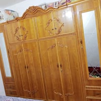 غرفة خشب • أغراض للبيع