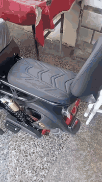 سلام عليكم دراجه شحن جديده 90ب100جداته دراجه اي نقص ما بيه واصله شهر من مشتريه دراجه توصلك 35كليو متر شحنه حلو 
كهربيات
كله شغله
ابيه بلوتوث سماعه 
سويج وكارت وبصمه 
***********هذه رقم500وبيه مجال 
ارجع وكررر دراجه جديده
