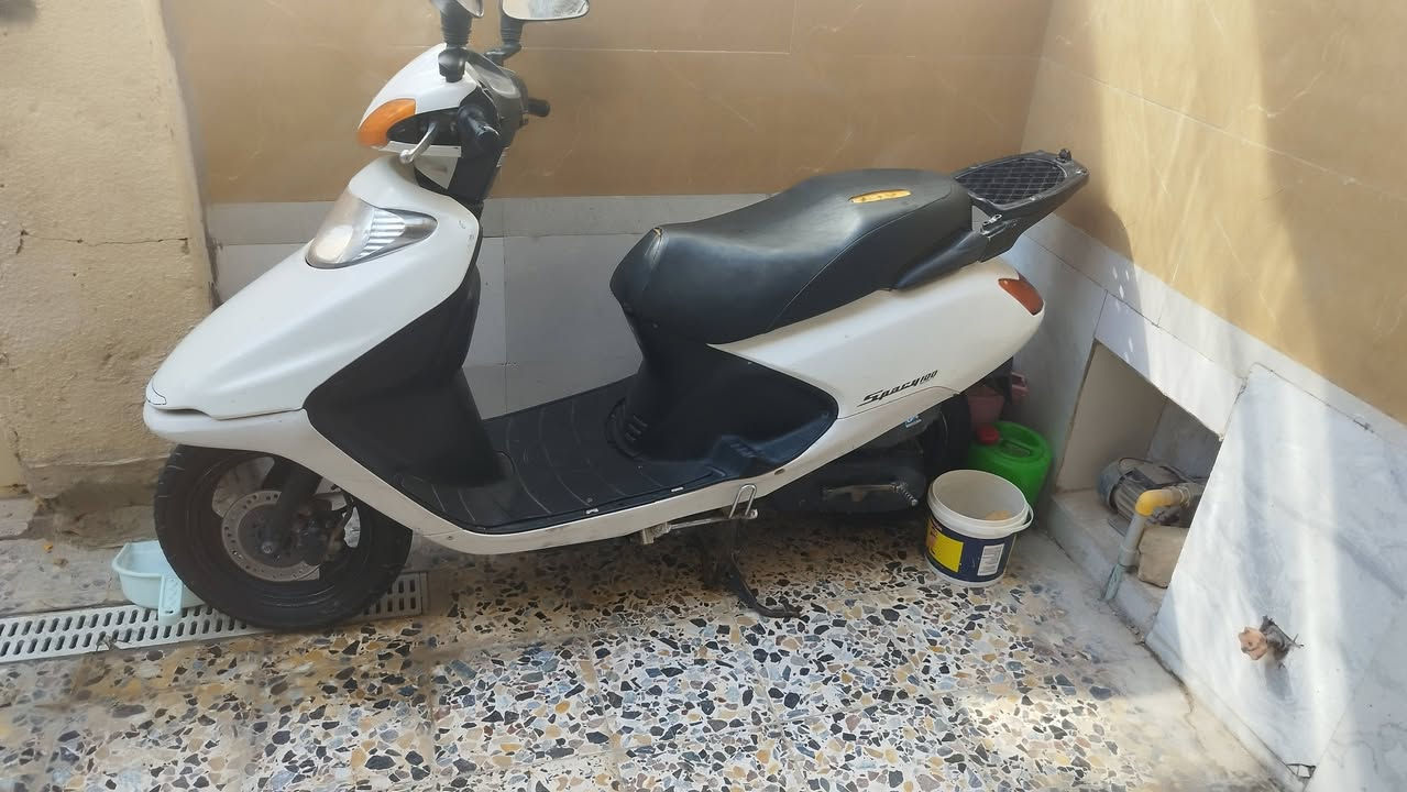 سبيسي ياباني للبيع سعره مليون وبيه مجال العنوان العمارة الماجدية ***********
