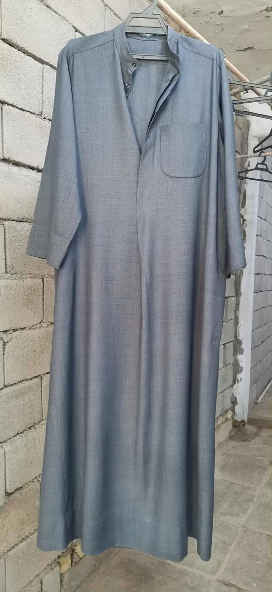 تم فتح مكوى ام البنين في السوق القديم لغسل وكوي الملابس بادارة رحيم الزبيدي رقم الهاتف ***********
