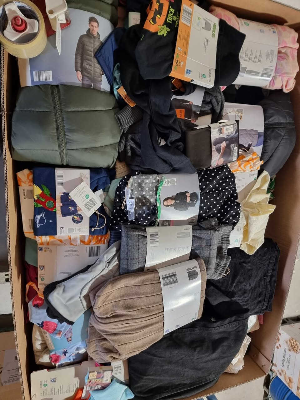 Textile

Available big stock Good Price 😎😎✅✅ Import Export #restposten


**إذا كنت صاحب هذا الإعلان وتريد حذفه لأي سبب، رجاءا أرسل رسالة إلى الدعم الفني**