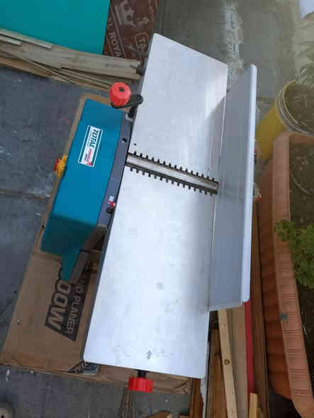 دبل رنده توتل ستخدام شهر فقط
سعر 290الف 

يوجد توصيل الجميع المحافضات
 ***********
