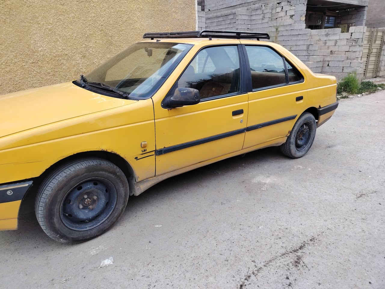 السلام عليكم بيجو Glx ٢٠١٢ باسمي السيارة كير فرنسي ومحرك جديد  حدادية٥٠٪ مكاني الجزيرة السياحية
*********** للتواصل
السعر ٢٣ ورقه
