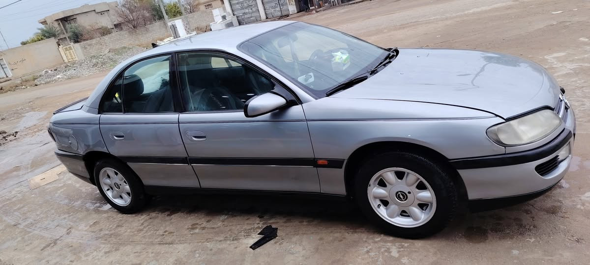 سلام عليكم وبل وميكا بزون للبيع حيل نضيفه موديل 95 حجم 20 كير توماتيك تدفيه وتبريد كاربون بانزين موجود سياره مصبوغه جماليه سياره مال جناي ماتصرف علىه ربع سياره اني شرعي سعر 55 وبي مجال شي قليل اي استفسار الاتصال على هاذا رقم ***********
