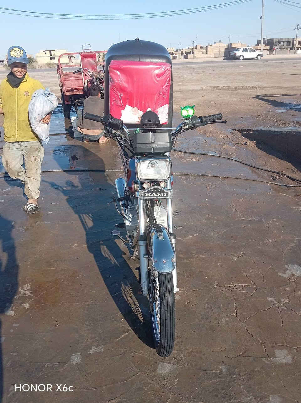 السلام عليكم دراجه اربعه كير نامه امتياس للعلم الدراجه مفتوحه كهربايات شغال نقص اشاير مديل 2021اوراق اوصولي السعر 800 وبيهه مجال الحك الجيه المكان الديوانيه سنيه رقم الهادف*********** رجاء فقط بس الشراي يتصل
