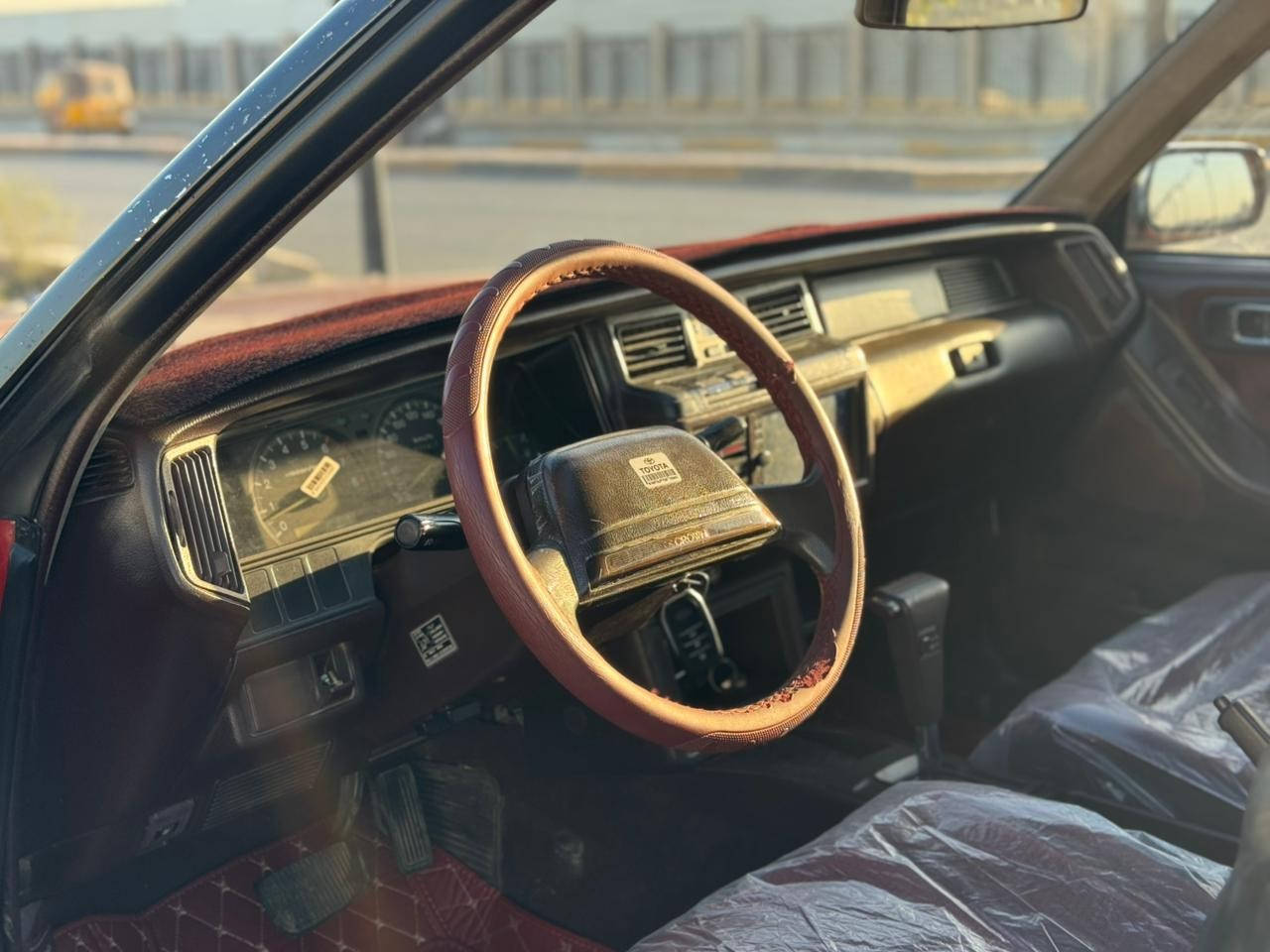 السلام عليكم هارتوب مديل ١٩٨٩
مكفوله كفاله عامه غير بار بل باب اليسر رقم بغداد النكليزي سياره بسمي مكاني بغداد سعر 85 وبيهه مجال مكفوله من صبغ عده العاميه
***********
