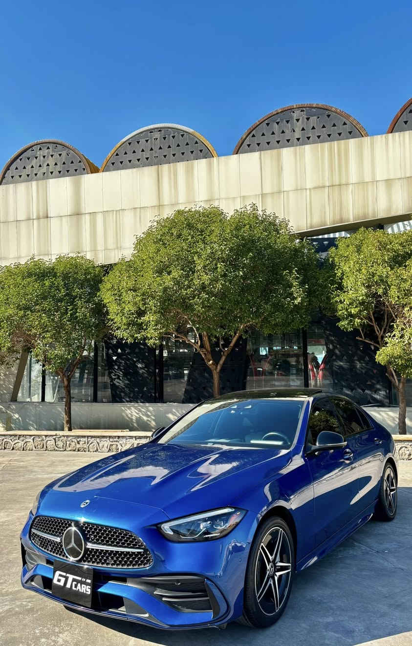 الماركة: مرسيدس بنز
C300 AMG :الموديل
السنة: 2023
المسافة المقطوعة: 35,000 ميل
الضمان: متوفر
ناقل الحركة: 9 سرعات
عدد الأسطوانات: V4
سعة المحرك: 2 لتر
القوة: 258 حصان
Burmester :نظام الصوت
نظام الملاحة GPS: متوفر
الحساسات: أمامية، خلفية
الكاميرات: 360 + 4 درجة
العجلات: مقاس 18 بوصة
المصابيح: LED متعددة الشعاع
نوع المقاعد: كهربائية + مدفأة
مساعد الركن: مساعد الركن
الشاشة: شاشة كبيرة واحدة
دشبول:64 لون
فتحة:بانوراما 
الدولة: كردستان العراق
المدينة: دهوك
السعر:37.000$
***********📞
***********
