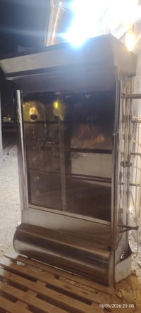 شوايه دجاج غاز ٦ شياش مع ملحقاتها  كامله استخدام قليل ب٤٧٥ الف  وبيها ...