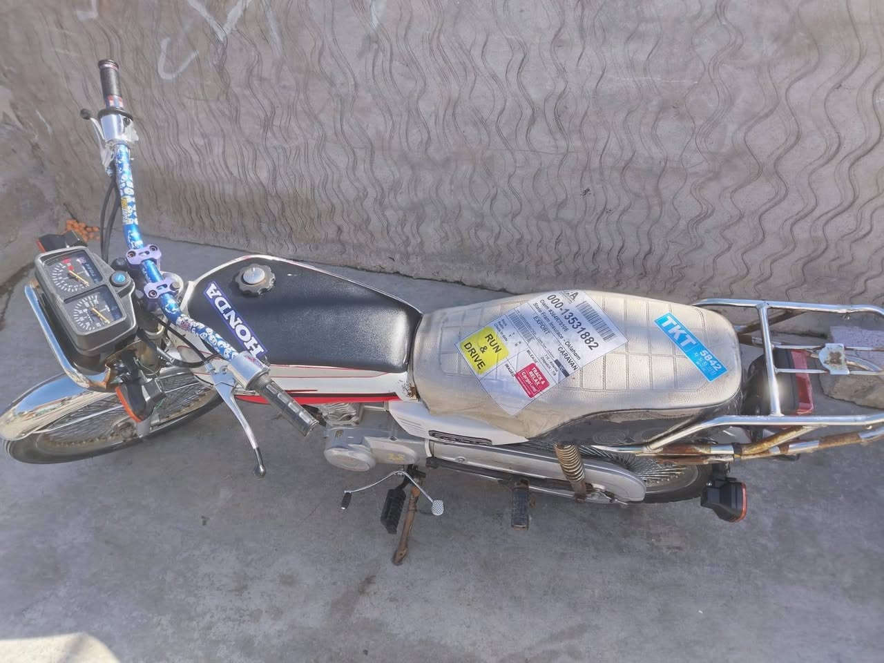 السلام عليكم ماطور  للبيع 19 محرك شرط ما مفتوح كهربائيات كلها شغاله السعر425 وبي مجال***********
