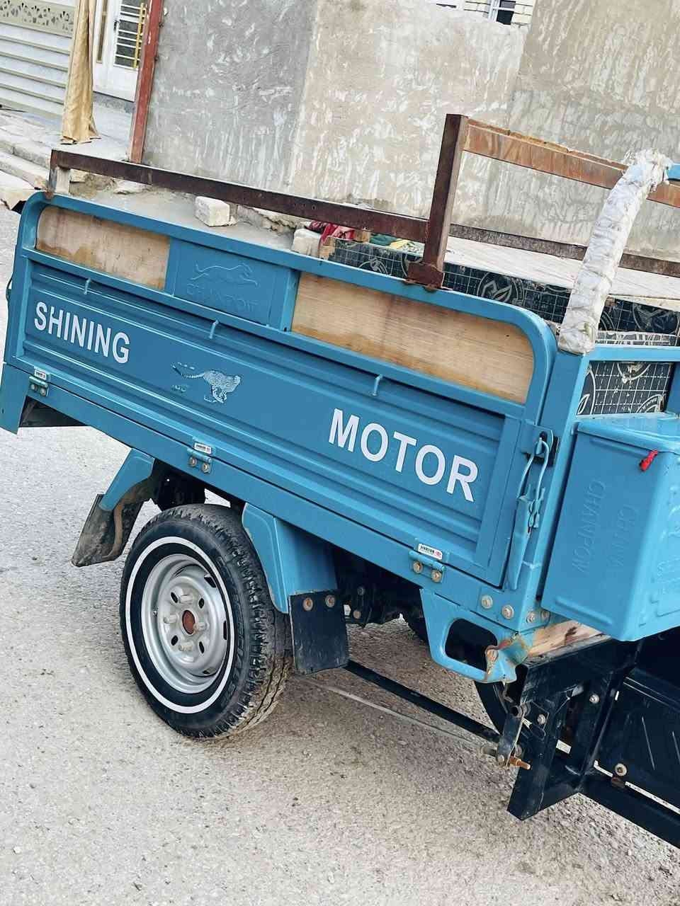 سلام عليكم ستوته 23 صقر بلال المحرك ومدفوع كمرك ستوته جديده شوفت العين مكاني بغداد الحسينه المعامل سعر 2وخمسميه ألف بيه مجال حك الجيه رقم ***********
