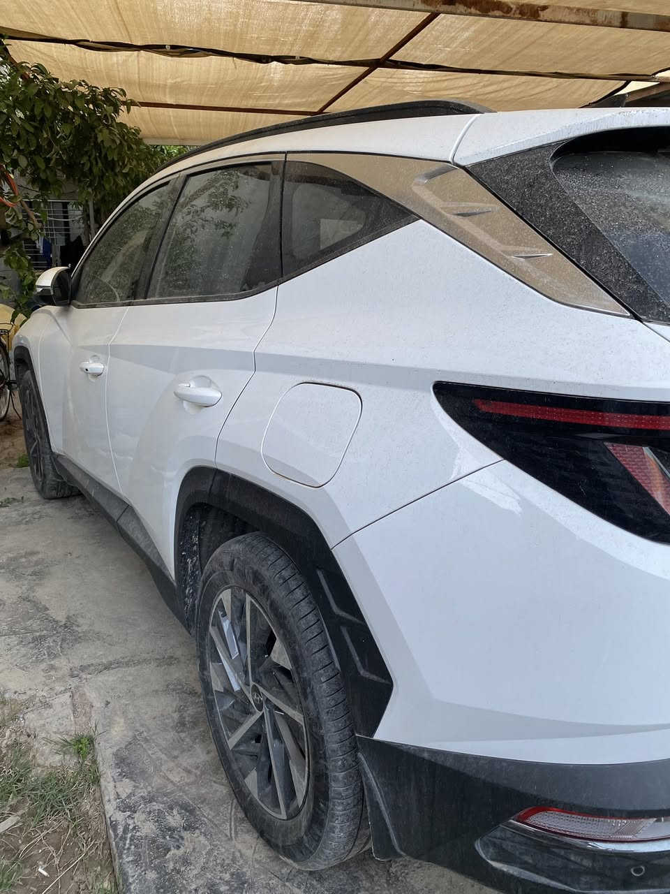 للبيع توكسان 2024 كفاله عامه 

فول عدا البنراما داخل ابيض

خليجي جديده ماشية 26 الف كيلو رقم بغداد 

تبريد قطعتين شاحن تلفون مود درايف

نظام منحدرات سايد بريك دكمه

نظام جبلي اوتو هولد مكينه 2000 دوش

بردات خلفيه برده صندوك

ويل 19 سبير منازل  مقاعد اماميه كهرباء

اشاره مرايا كامره متحركه حساس امامي خلفي

مكان السياره بغداد العامرية السعر 210$

للاتصال ***********
