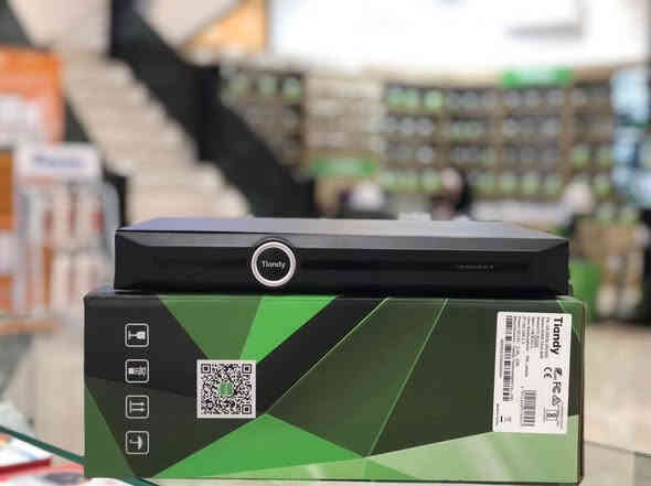 كاميرات الIP تنصيبها مثل الانلوك , متحتاج تدخل IP وتبرمج (( اربط الكيبل وشغل ))

الفرق بين كاميرات الIP والانلوك مثل الفرق بين البلازما والتلفزيون القديم يعني صورة اوضح وصوت اوضح ونقل بيانات اسرع بدون تقطيع والالوان حقيقية والتقنية متطورة والخيارات مفتوحة يعني تتحكم بالاوان والدقة بالاضافة للوضوح الي يوصل الى 15 متر واضح رقم السيارة والIR الليلي يغطي مسافة 30 متر

السستم متكون من جهاز مخارج NVR / 4 
وكاميرات IP عدد 4 زاوية (4MM - 2.😎
و4 كيبلات ايرثنت مسلحة
ومحولة والماوس الخاصات بالجهاز

المنظومة ليلي - نهاري ملونة والمايكروفون مدمج يعني صوتها جدآ واضح وتلتقط الصوت حتى لو كان ناصي وبيها حساس حركة مع الانذار

 سعر (((209)))

**ملحقات المنظومة 
-جهاز الNVR يحتوي على 4 منافذ Lan
-كاميرا IP عدد 4 بدقة 2MP Full Color ملونة ليلا ونهارا ((مع ميزة تسجيل الصوت))
‏-كيبلات ايثرنت عدد 4
- الوان حقيقية للتصوير ودقة عالية مع ضمان لمدة سنتين استبدال وليس صيانة

للحجز والاستفسار  - 
الاتصال على الرقم ***********
