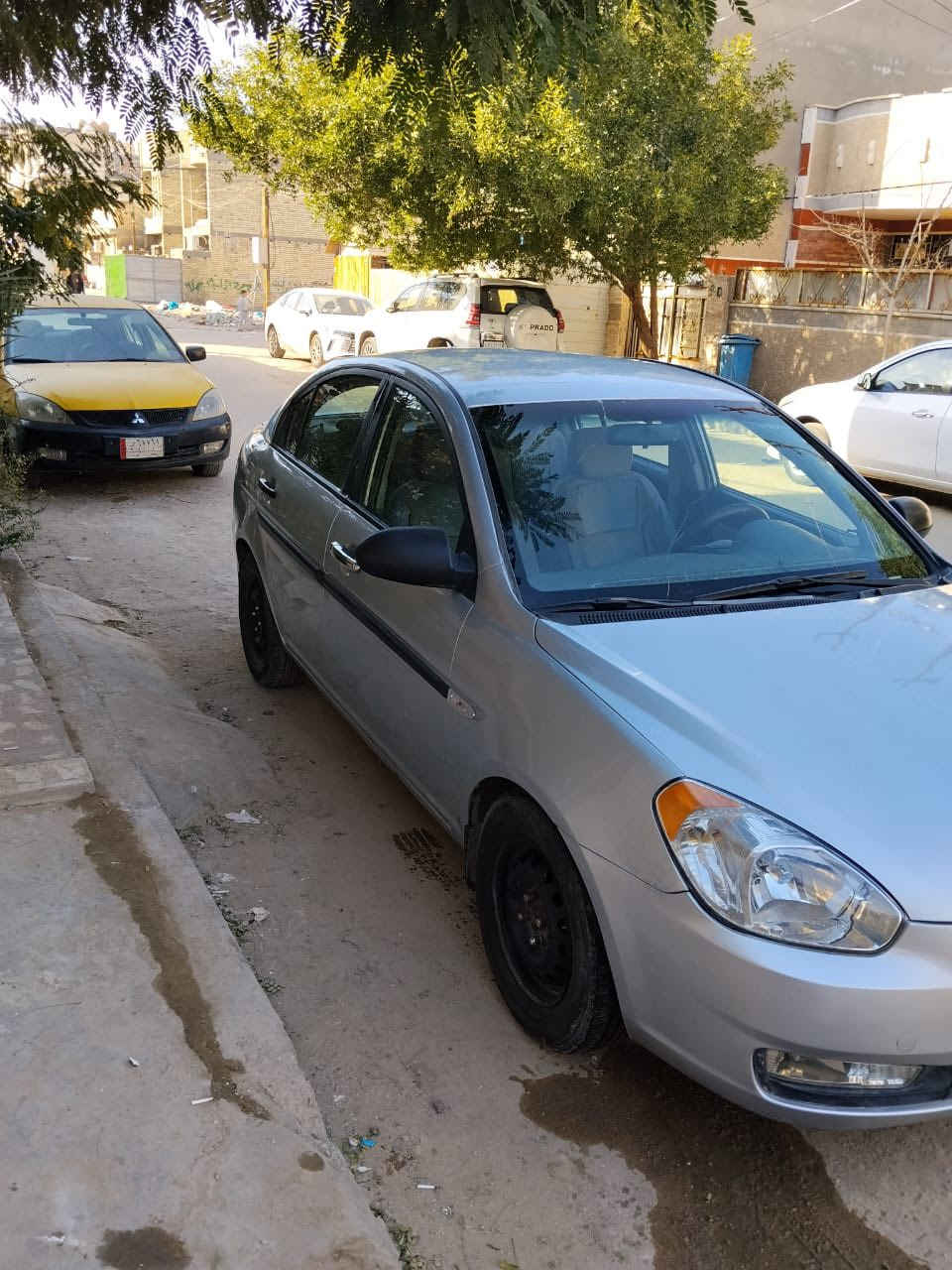 اكسنت ٢٠٠٩ رقم ديالى سنوية الحد ٢٠٢٨ مكينة دوش السيارة نضيفه مصبوغة عام اثر جراد فقط بيها نقوصات بسيطة السعر ٧٣ بيها مجال قليل  بغداد الشعب ***********
