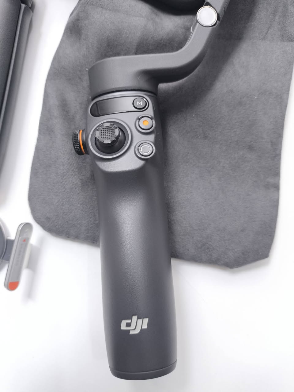 السلام عليكم
اخو الجديد مره وحده استعمال فقط


**إذا كنت صاحب هذا الإعلان وتريد حذفه لأي سبب، رجاءا أرسل رسالة إلى الدعم الفني**