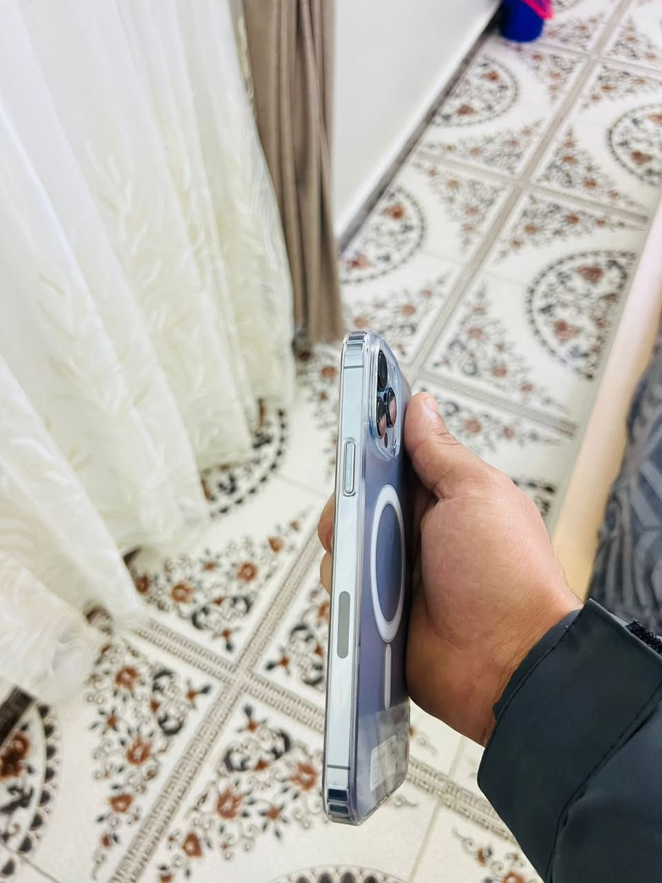 سلام عليكم ايفون 13 بر ماكس الجهاز نضيف كلش بطاريه 78 وياه كارتون فقط مراوس ب 14 برو او 13 برو مكاني بغداد الشعب 
رقمي *********** متوفر كلشي
