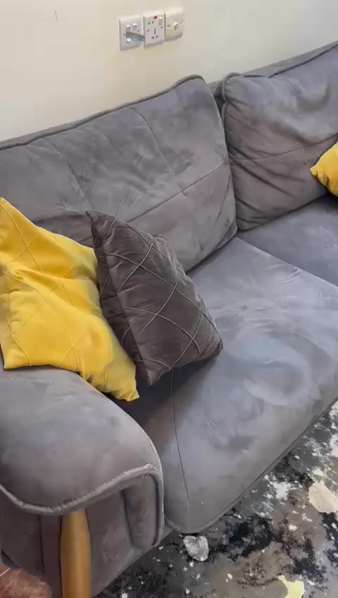 غرفة مصري درجة أولى ٣٠٠ الف مع تخم قنفات تركي ٣٠٠ ألف وبيها مجال
***********
