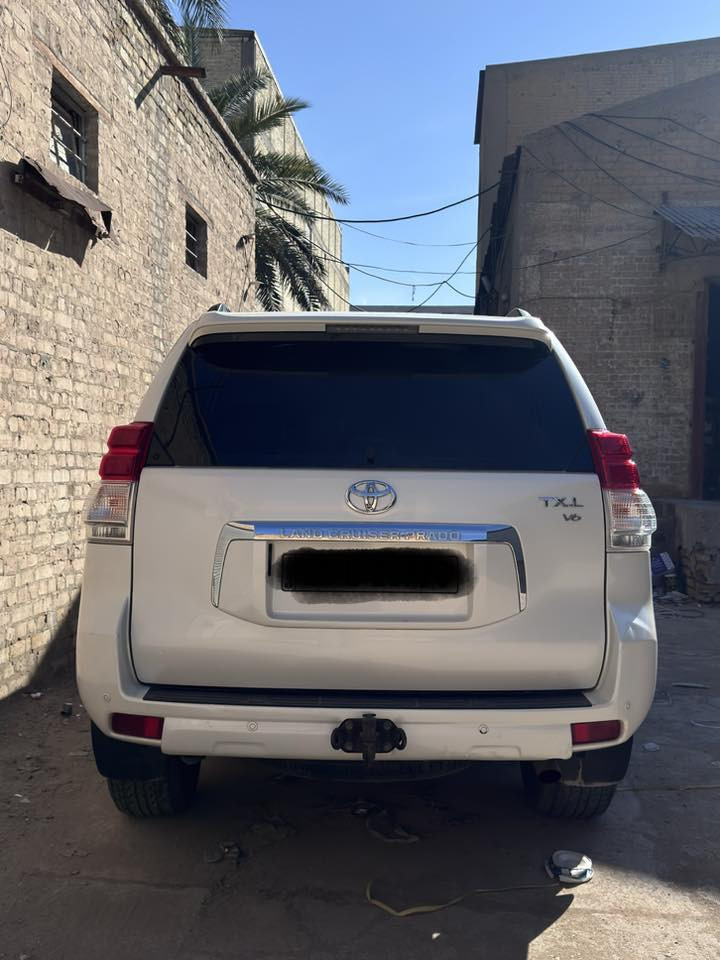 السلام عليكم برادو 2012 TXL رقم اربيل 2700 4 سلندر مكفوله كير محرك حداديه كفاله عامه السياره خير من الله 7 راكب مكان السيارة بغداد السعر 24300 وبيها مجال بسيط رقم صاحب السيارة ***********
