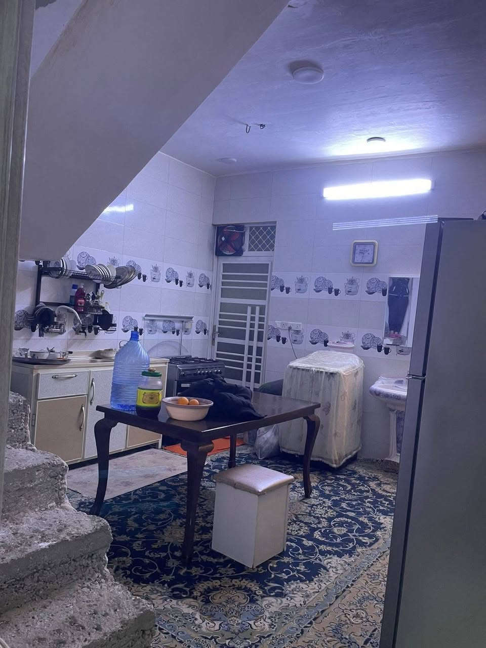 بيت للبيع بمنطقةالكرغولية ورة البانزين خانة مساحتة 100 مترنزالة 23 للاستفسار الاتصال على الرقم غير متواجد على الخاص ***********
