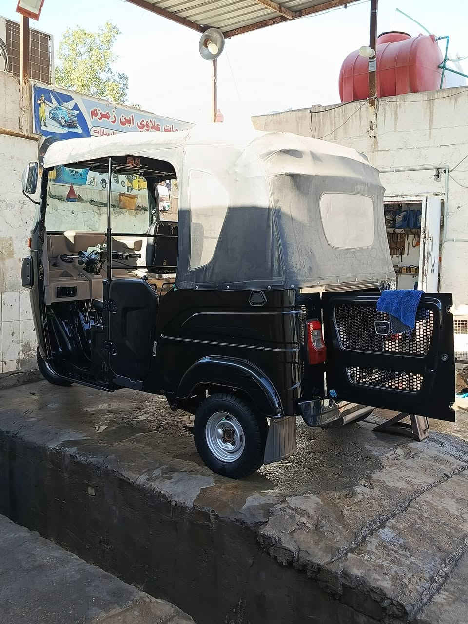 سلام عليكم تكتك موديل 24شهر 2 البيع كفاله بس بيها ملاحضات بصيطه عنوان ميسان حي الوحده *********** بس واتساب شراي يج خاص متواجد
