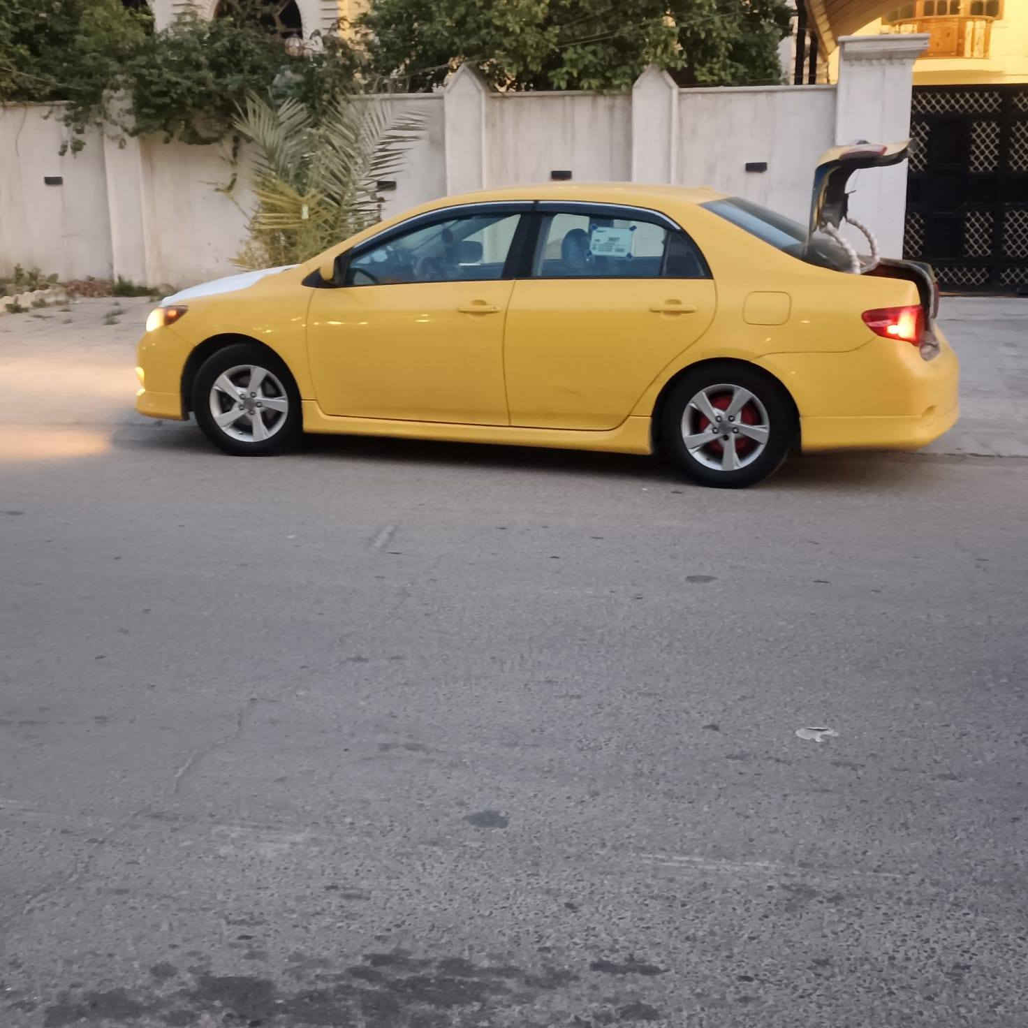 السلام عليكم للبيع كورلا ٢٠٠٩ محرك كير خير من الله بيهه باب السكن مبدل الباقي كفاله السعر ٩٨ للاستفسار الاتصال *********** /***********
