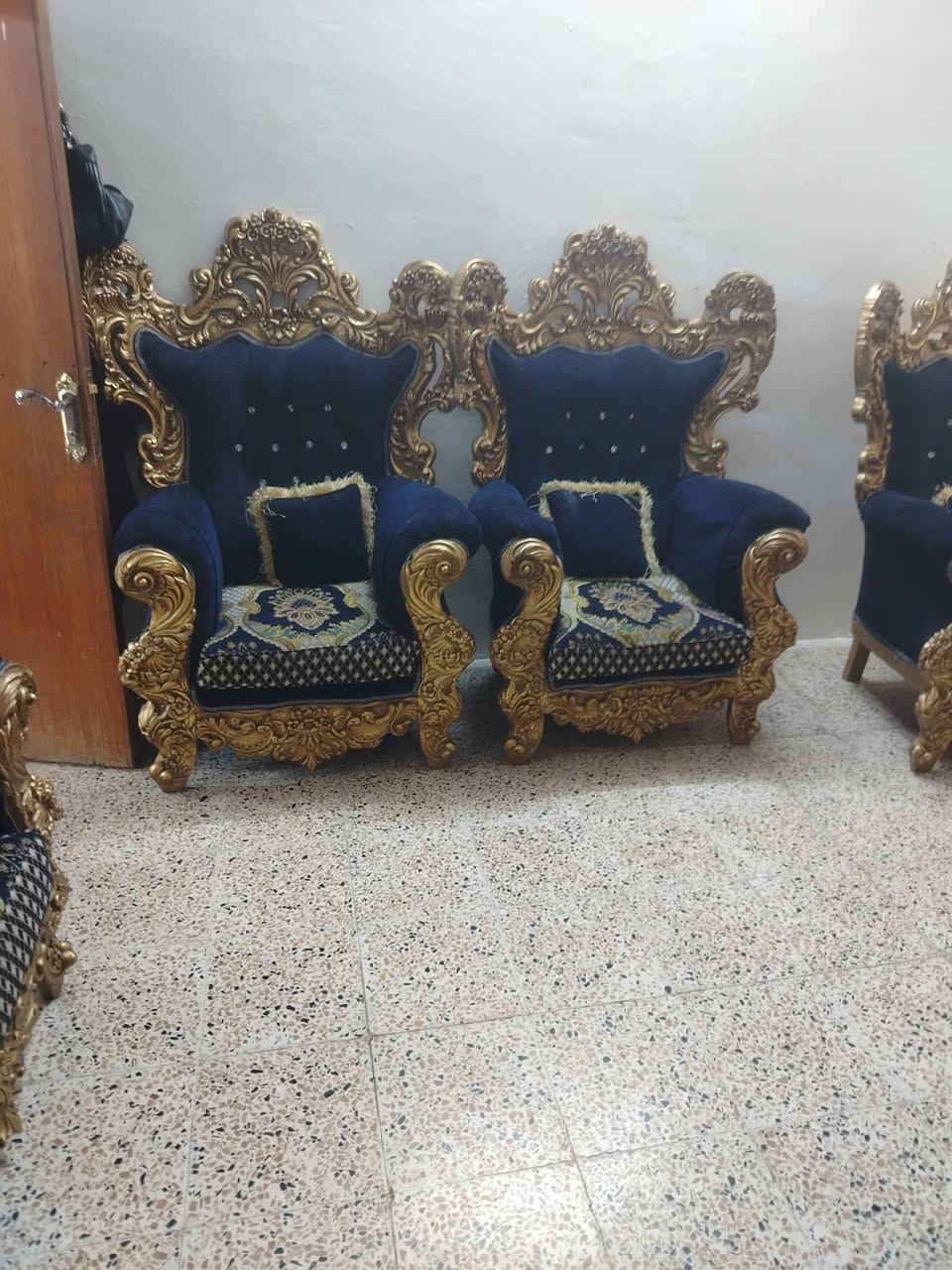 حي سكر قريب جامع الرحمة الاتصال على ارقم *********** اسيا ***********
