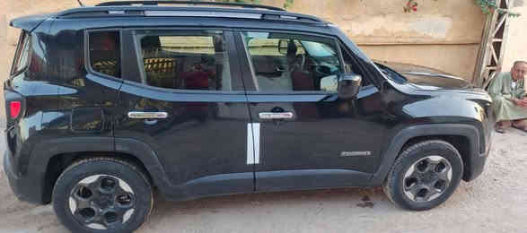 جيب رنكد موديل 16الحادث موضح بصوره او بيها صبغ  معروضه 110بيها مجال الاتصال على الرقم  ***********
