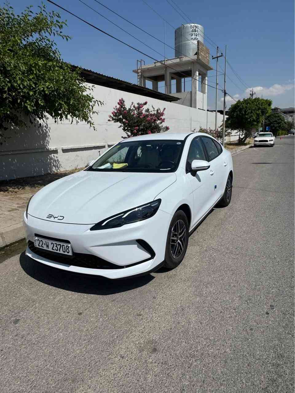 BYD sel 05 2025
سەیارەکە هیج هیجی نیە قنجو قۆپو شوخت هیجی نیە ١٠ هەزار ڕۆشتوە هەموو ئەشیای خۆی لەگەرە سەحری ١٣٤،٥٠  قفلیتی ڕەقە تەلەفۆن *********** أربيل, العراق
