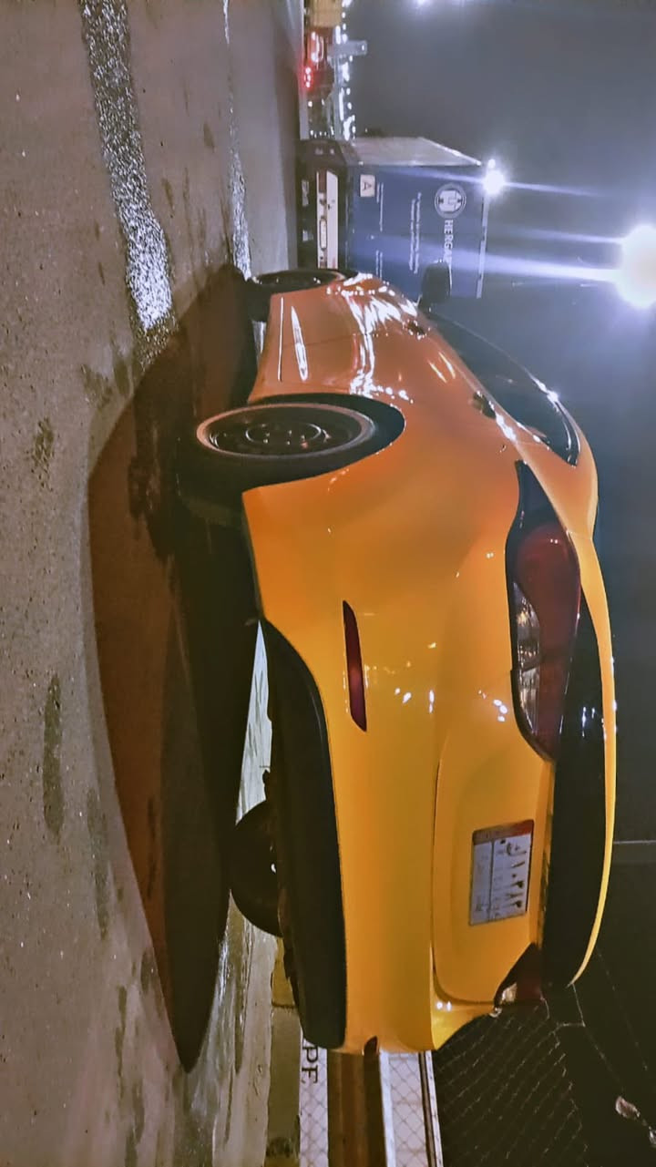 السلام عليكم عندي النترا موديل 2012 فول مواصفات عدا البصمه سياره تخم تاير جديد صدر امامي وخلفي جديد دوشمه جديده شاشه السياره هسه طالعه من الفرن تبريد منظومه  جديده سياره مناقصهه شي سياره بأسمي السعر 100 وبيهه مجال بسيط ملاحظه السياره عليهه غرامه مليون و100 الف الي ياخذهه ينقص من سعر السياره رقم *********** مكان الشعب
