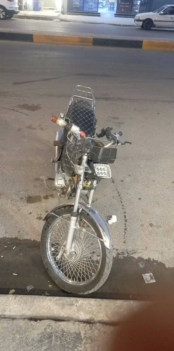 ايراني 4 كير 300 وبيها مجال مكاني بغداد اعظمية


**إذا كنت صاحب هذا الإعلان وتريد حذفه لأي سبب، رجاءا أرسل رسالة إلى الدعم الفني**