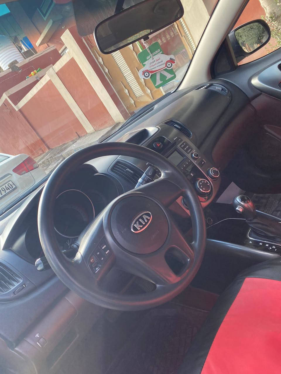 السلام عليكم
سيارة سيراتو 2011 للبيع
ماشية 250 كيلو
كير ومحرك شرط
بدون صبغ فقط صندوك  مبدل شركة
رقم دهوك
تبريد تدفئه شغال
سنوية وهزه جديد
مراية شفط كهربائي
محرك 20
عنوان بعشيقة و شيخان
***********
***********
***********
