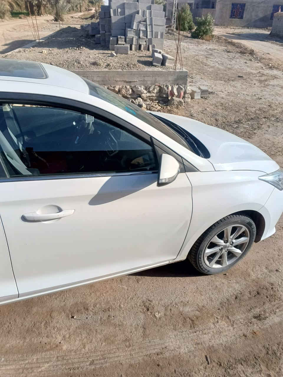 سلام عليكم سياره شانجان 1500موديل  22 خليجي معوقين وكاله عامه فول مواصفات بيه رش صبغه بجاملغ الخلفي تحكم استيرن فتحت سقف مثبت سرعه تبريد تدفئه شغال سياره خير من الله سعر 90 وبيه مجال‏‪***********‬‏
