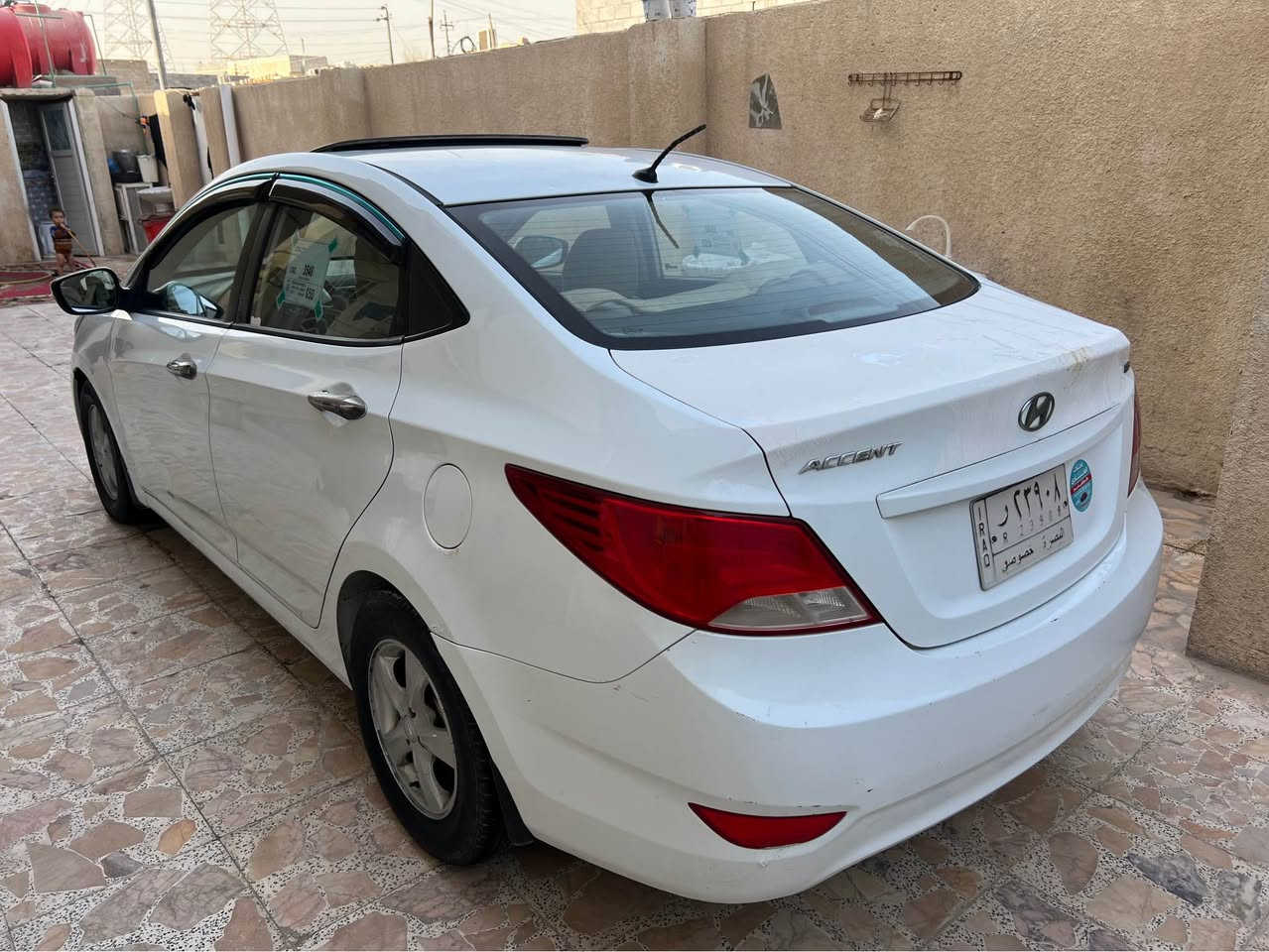 أكسنت موديل 2015 خليجي فول مواصفات رقم بصره إقصاد السياره جديده أستخدام شخصي بيها رشه بلداير الخلفي جاهزه من كلشي مكينه 1600 كير مكينه حداده تبريد كله مكفول السعر 78 مكاني البصرة *********** Singapore
