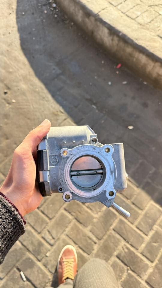 جويتر اكسنت 1600 نوع 150 جديد وكاله موبس شغال و على الضمان  وياه ولف حماوه هم جديد وكاله 
للبيع 
ابيعهم اثنيهم شي على شي ب 100 الف 
للعلم الجويتر ب 150 ينباع 
و الولف ب 35 
توصيل جميع انحاء العراق
*********** تواصل
