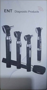 ناظور أذن • رؤوس قابلة للتبديل • طلاب طب