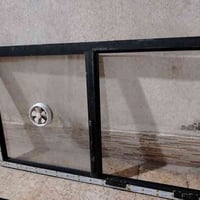 باب المنيوم جي 60 هو الكتيبه للبيع. 07729122746