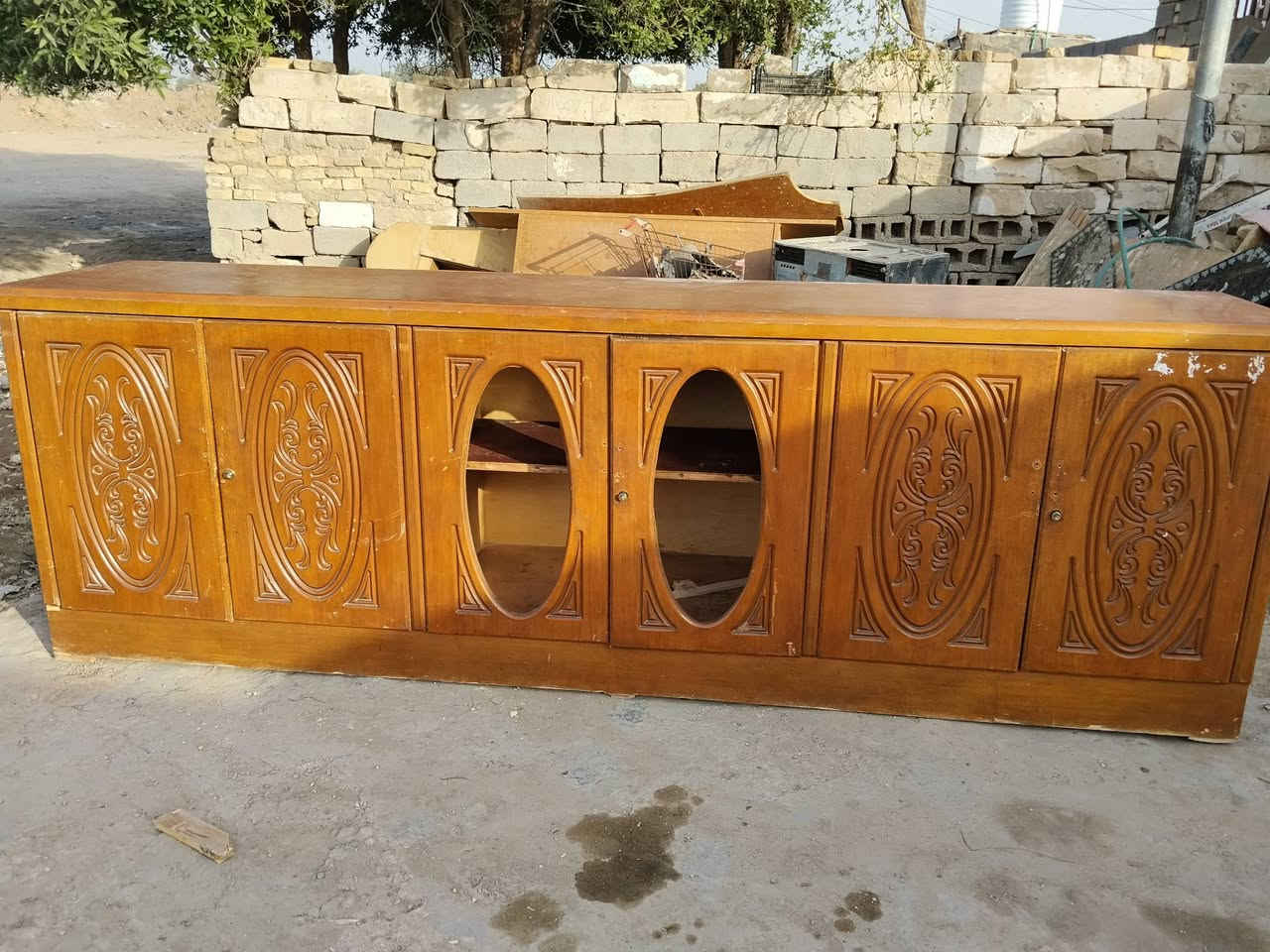 مساء الخير والعافية ديلاب الله شاهد نظيف عوزه بس صبغ سعره 50 بوفيه هم كلش نظيف سعره 85 العنوان الشطره الفتاحيه ***********
