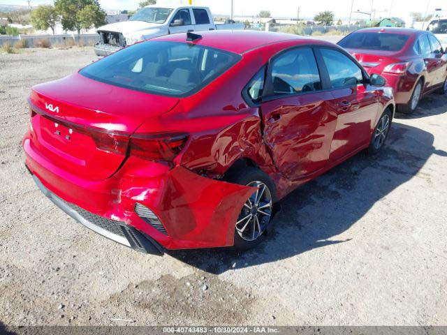 السلام عليكم فورتي للبيع السعر 165 الاتصال ***********
