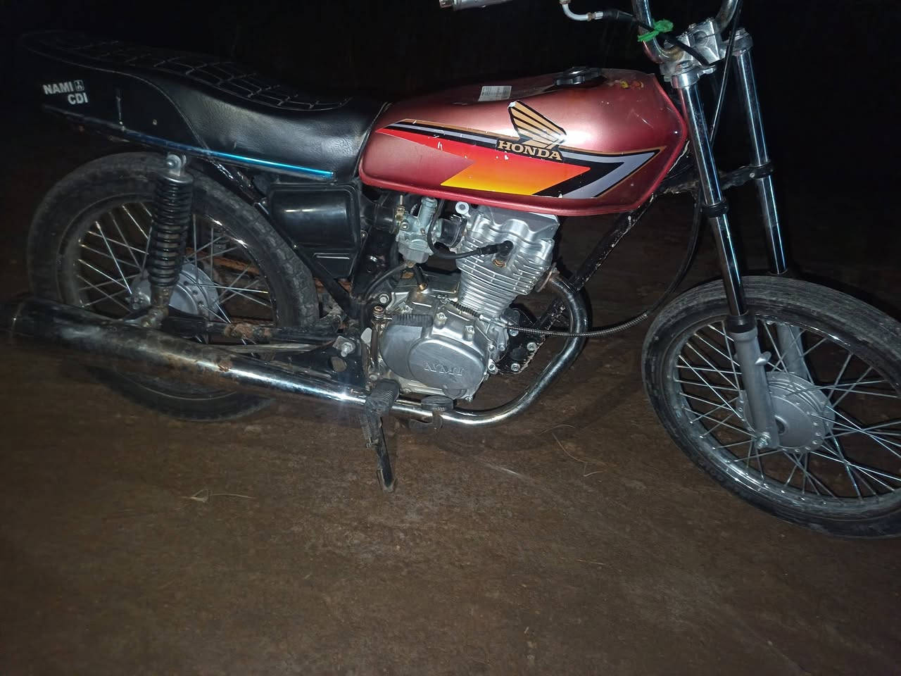 سلام عليكم داجه البيع نامه محرك مكفول سبانه مامحطوطه علي دراجه تعمير المكان حي العسكري مكلف بنشر الخاص مغلق السعر ٦٥٠ وبيهه مجال قليل***********
