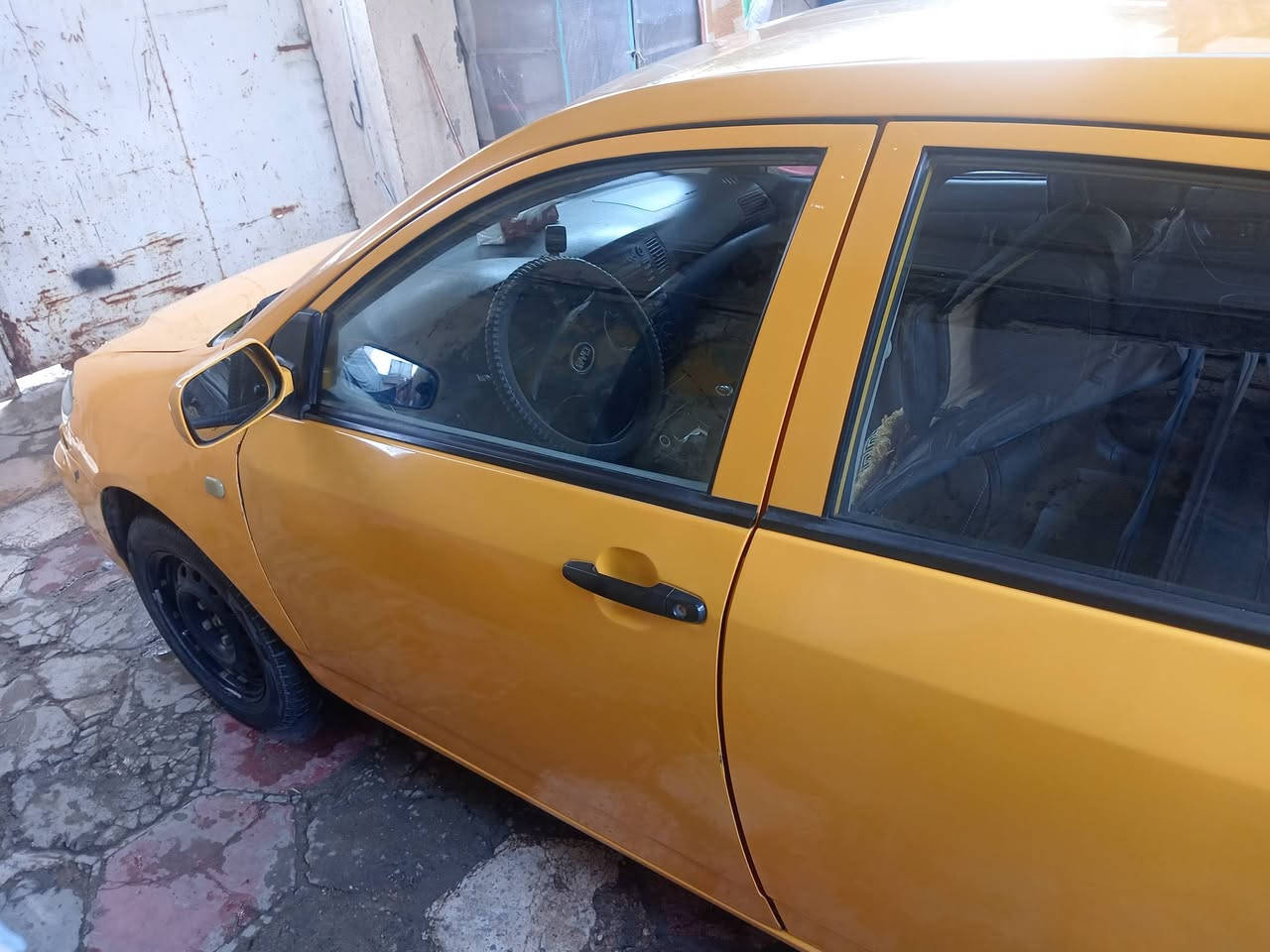 السلام عليكم بي واي دي موديل ٢٠٢٠ رقم بغداد انكليزي بسمي مصفره هيئه وغرامات  السعر٧٢.  ***********     ***********
