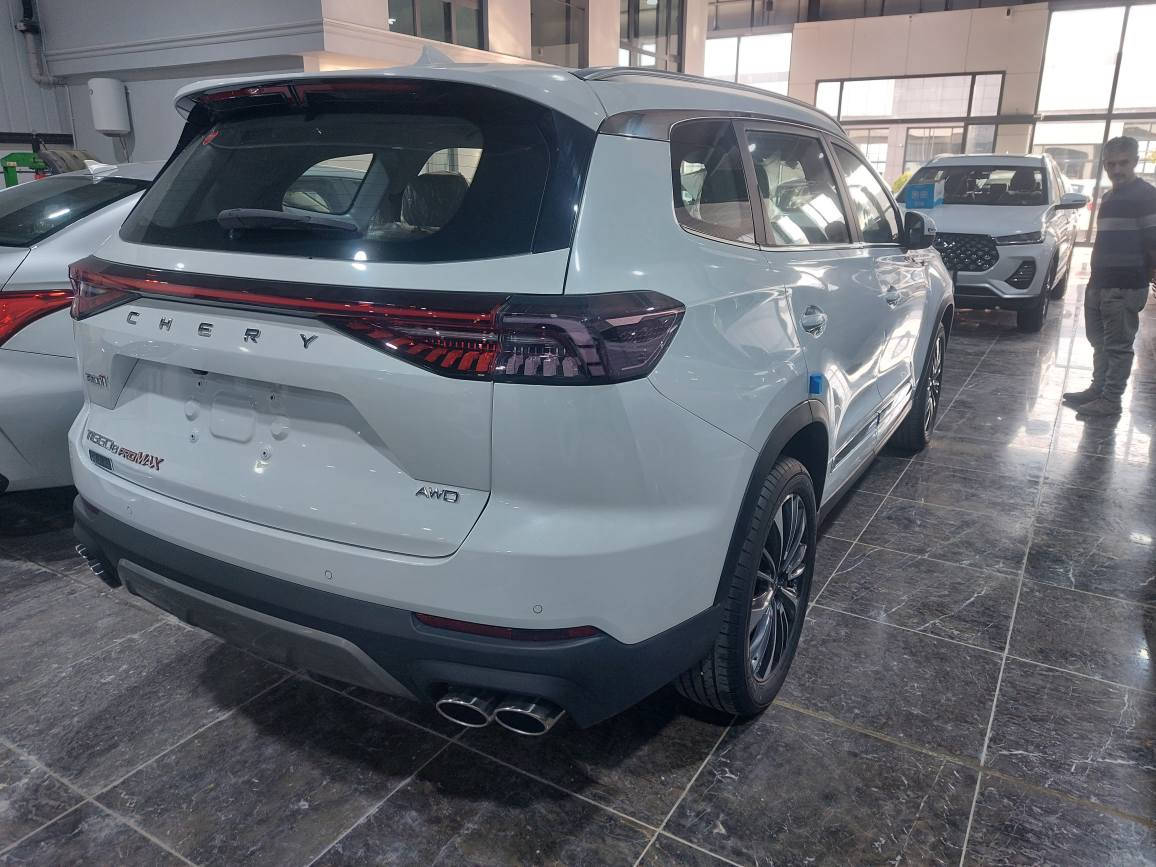 سەیارەکە سفرە و  تەنها ٩٤ کیلۆمەتر ڕۆشتوە  سعری شەریکەی ٢٩٥ گەڵایە  
هایبێردە کارەبایە بەنزینە 
فول فولە  
چونە ژورەوەی زیرەک 
٧ مۆدی لێخوڕین 
پانۆراما 
ئاوێنە شەفت 
کوشن کارەبا و میمۆری لەکاتی سەرکەوتن کوشنەکان نزم دەبنەوە 
دەبڵ ئەکسلە 4 well drive 
ڕەقم کراوە ڕەقەم هەولێرە 
یەکسەر بیکە بە ناوی خۆتەوە 
زەمانی شەریکەی لەگەڵە 
 ئەوەی تۆ بڵێی مواسەفات تیایەتی سەیارەیەکی تا بڵێی خۆش و کەم مەسرەفە 
ئەتوانی بە زمانەکانی سینی و عەرەبی و ئینگلیزی کۆنتڕۆڵی تەواوی سەیارەکە بکەی

*********** السليمانية, العراق
