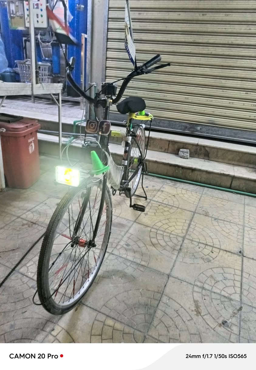 سلام عليكم
بايسكل بناتي للبيع
1 عيبه مكينته تضرب بوش
2 مرغوب للتعليك
3 موزه
4 بدون هورن ولايت
تريده بغراضه بدون غراضه
سعر خاص
واتساب ***********
