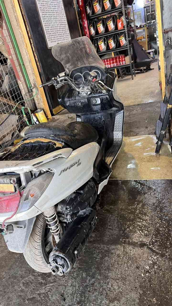 السعر 3 ورقات قفل …..مكاني بغداد ***********
